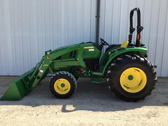 Image of John Deere 4052M equipment image 3
