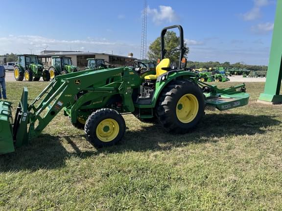 Image of John Deere 4052R equipment image 3