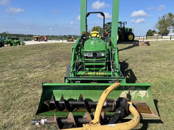 Image of John Deere 4052R equipment image 2