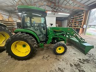 Main image John Deere 4052R 4