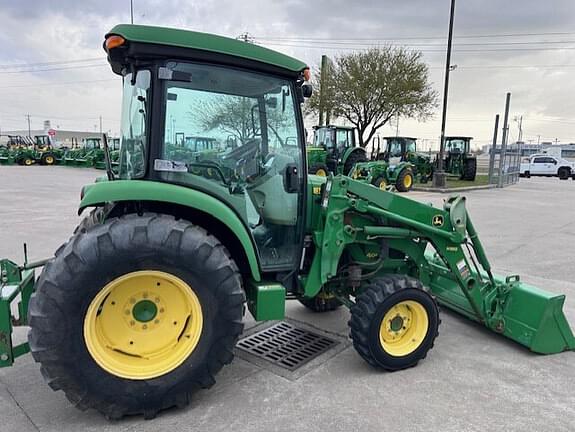 Image of John Deere 4052R equipment image 3