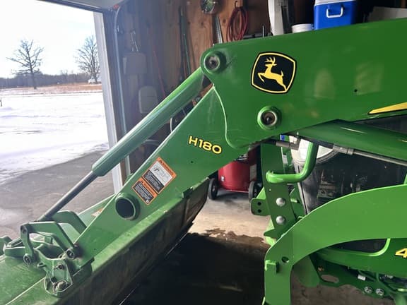 Image of John Deere 4052R equipment image 3