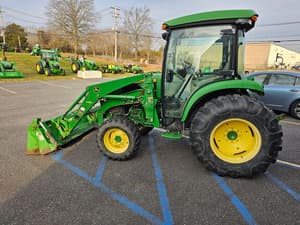 2015 John Deere 4052R Image