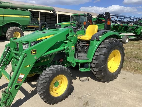 Image of John Deere 4052R Primary image