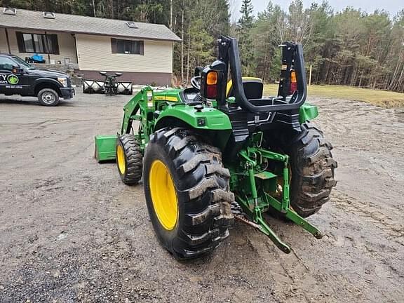 Image of John Deere 4052R equipment image 2