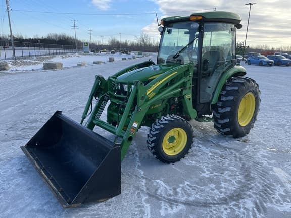 Image of John Deere 4066R equipment image 3