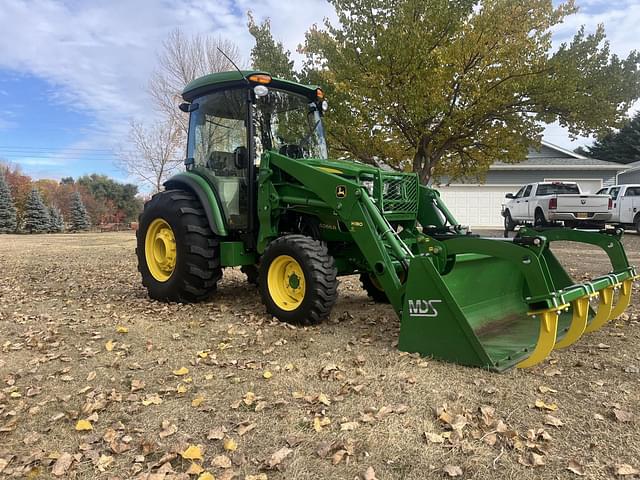 Image of John Deere 4066R equipment image 1