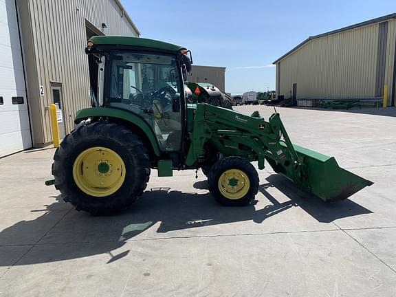 Image of John Deere 4066R equipment image 1