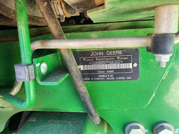 Image of John Deere 4066R equipment image 4