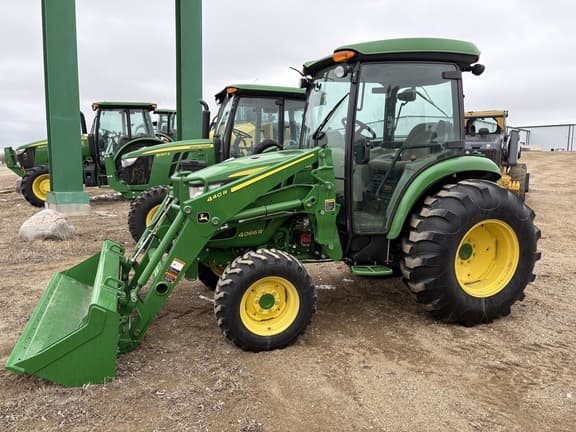 Image of John Deere 4066R equipment image 1