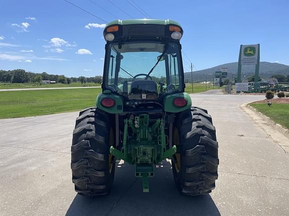 Image of John Deere 4066R equipment image 4