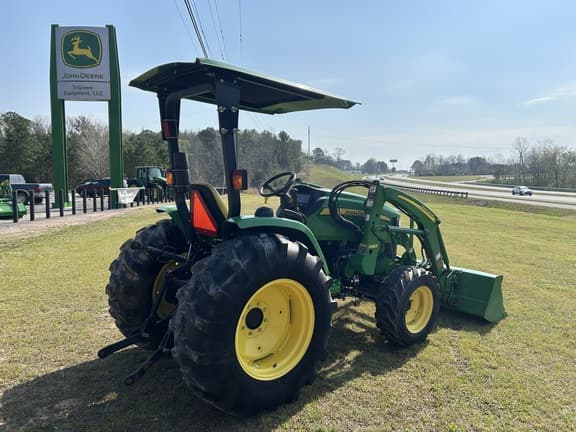 Image of John Deere 4105 equipment image 1