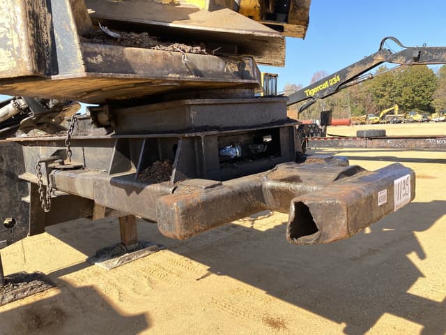 Image of John Deere 437D equipment image 4