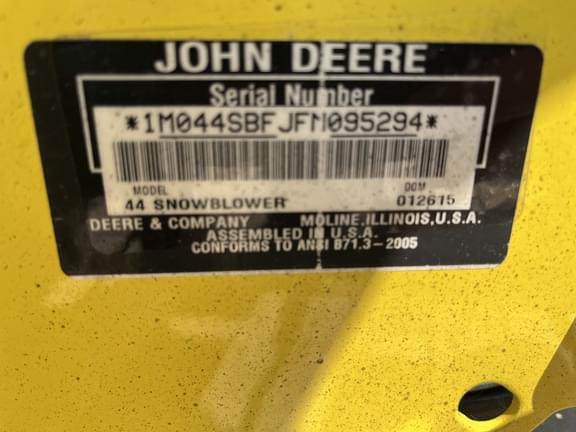 Image of John Deere 44" Snowblower equipment image 4