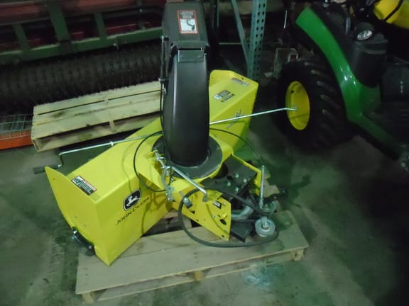 2015 John Deere 44&quot; Snowblower Equipment Image0