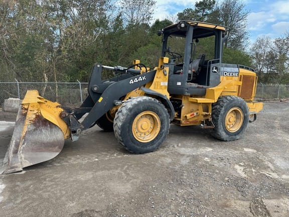 Main image John Deere 444K