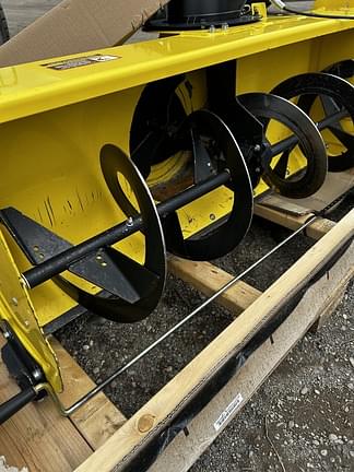 Image of John Deere 44" Snowblower equipment image 4