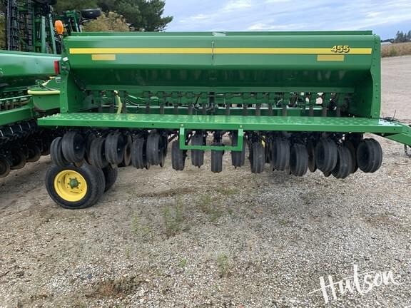 Image of John Deere 455 equipment image 2