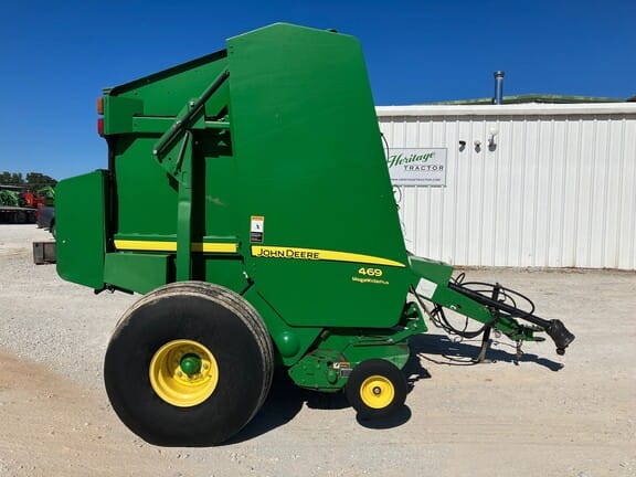 Main image John Deere 469 Megawide Plus