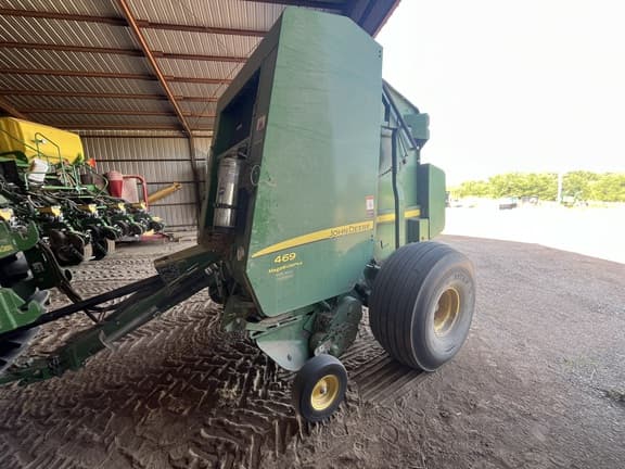 Image of John Deere 469 equipment image 2