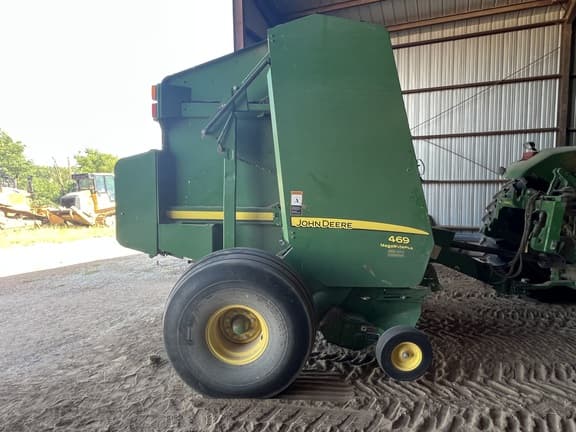 Image of John Deere 469 equipment image 1