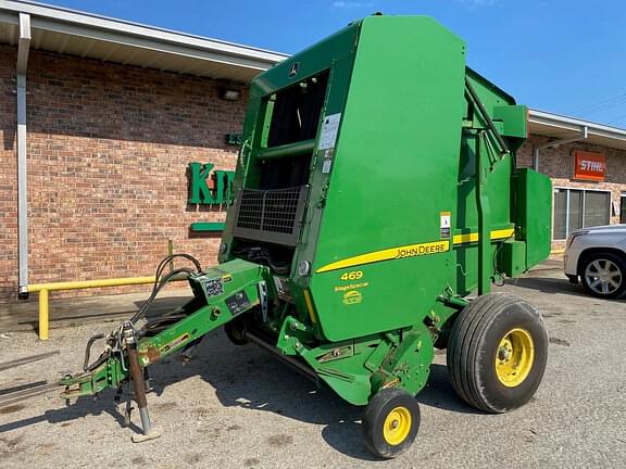 Image of John Deere 469 Silage Special equipment image 1