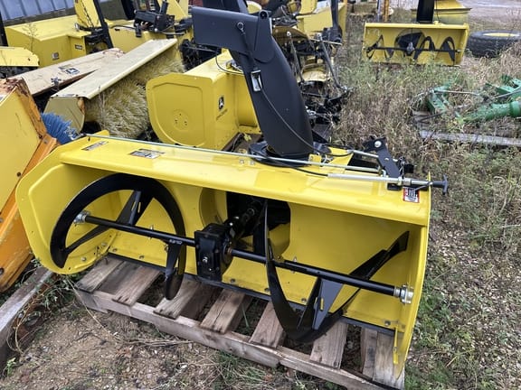2015 John Deere 47" Snow Blower Equipment Image0