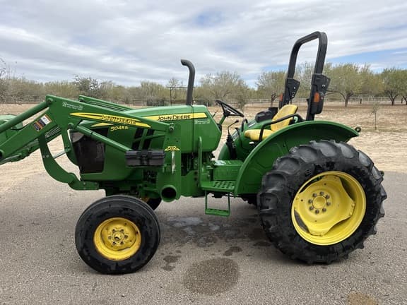 Image of John Deere 5045E equipment image 1