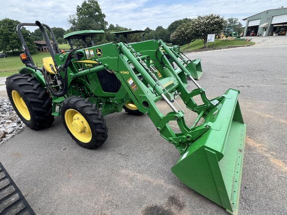 Image of John Deere 5045E equipment image 1