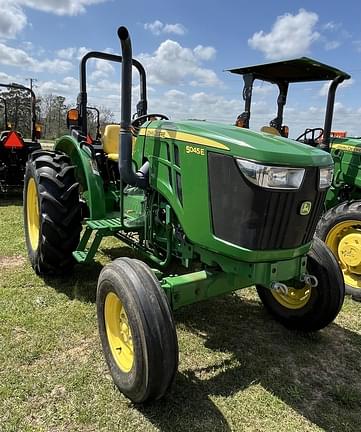 Image of John Deere 5045E equipment image 1