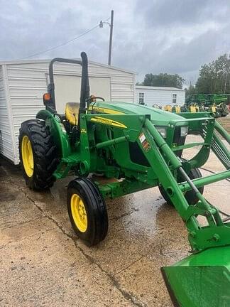 Image of John Deere 5045E equipment image 1