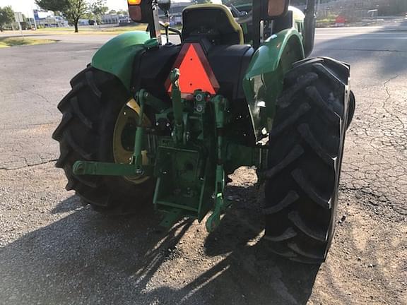 Image of John Deere 5045E equipment image 2