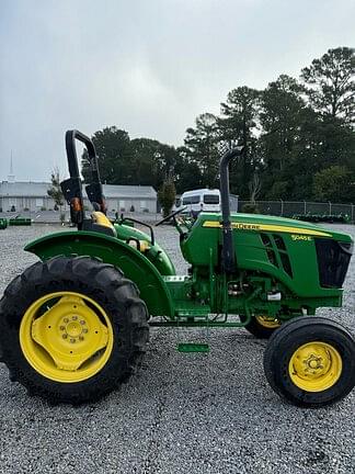 Image of John Deere 5045E equipment image 1