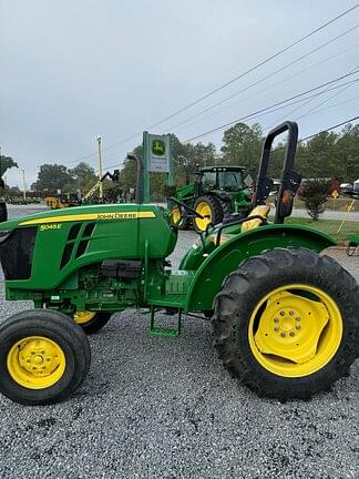 Image of John Deere 5045E equipment image 3