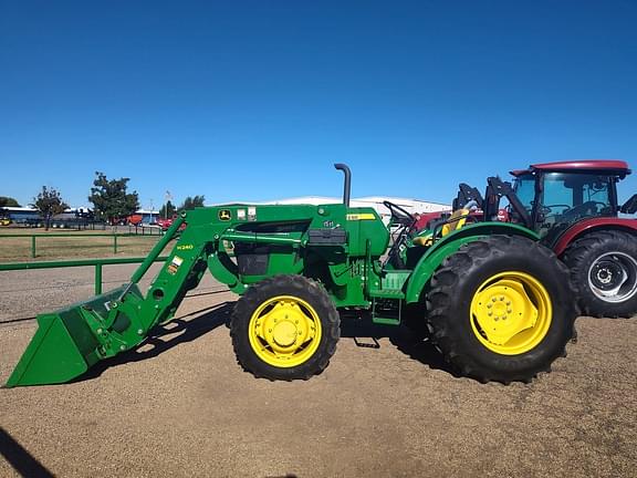 Image of John Deere 5045E equipment image 1