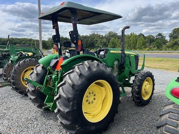 Image of John Deere 5045E equipment image 2