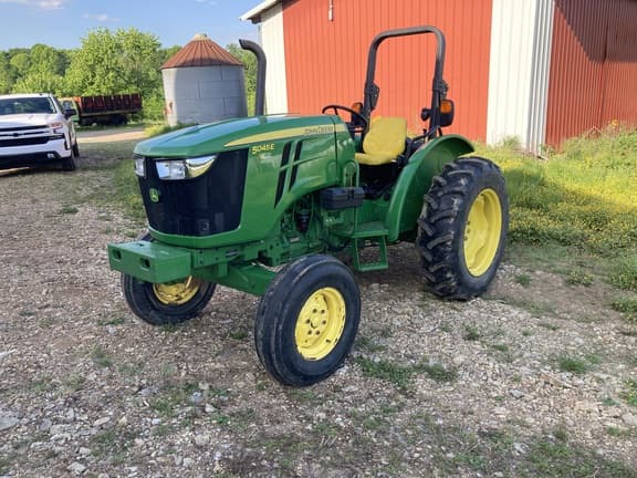Image of John Deere 5045E Primary image