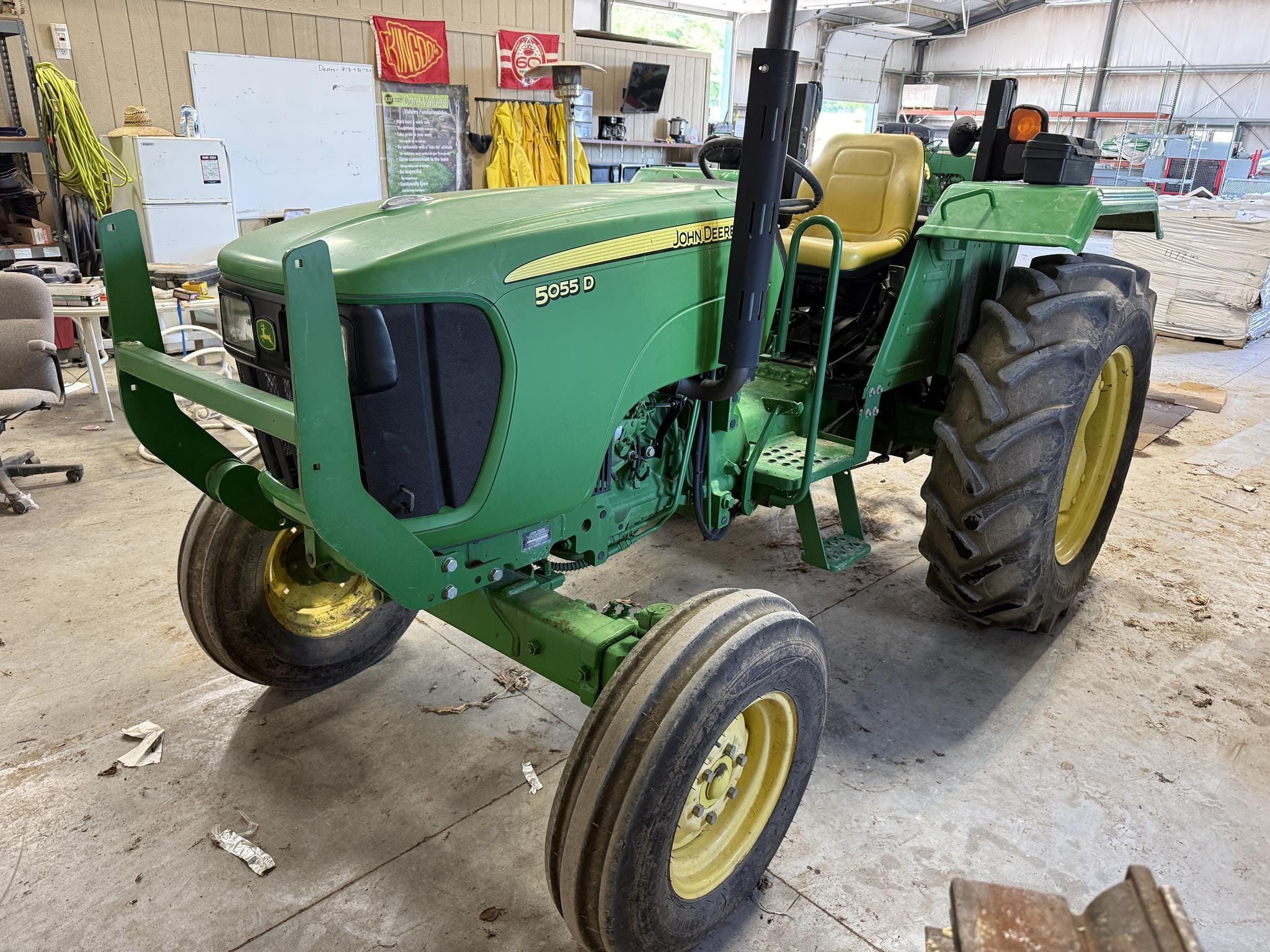 2015 John Deere 5055D Equipment Image0