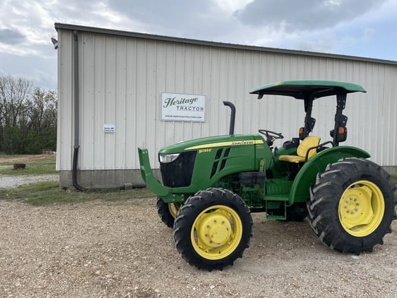 2015 John Deere 5055E Equipment Image0