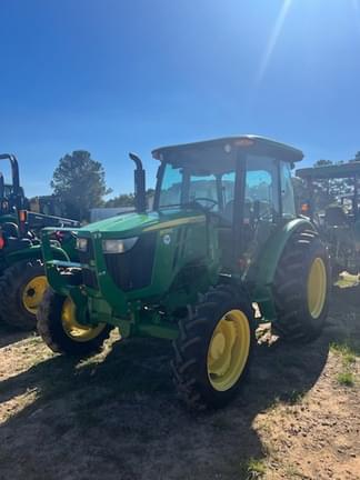 Image of John Deere 5055E equipment image 1