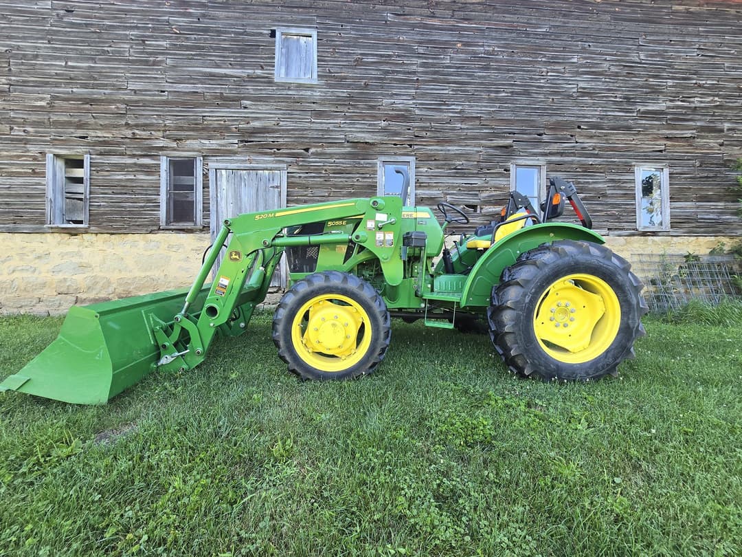 Image of John Deere 5055E Primary image