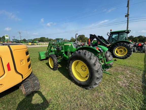 Image of John Deere 5055E equipment image 2