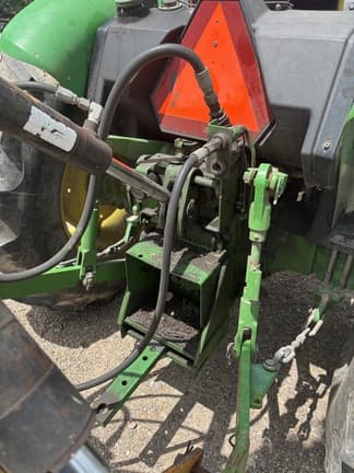 Image of John Deere 5055E equipment image 4