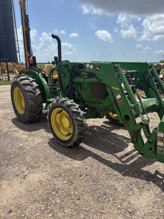 2015 John Deere 5055E Equipment Image0