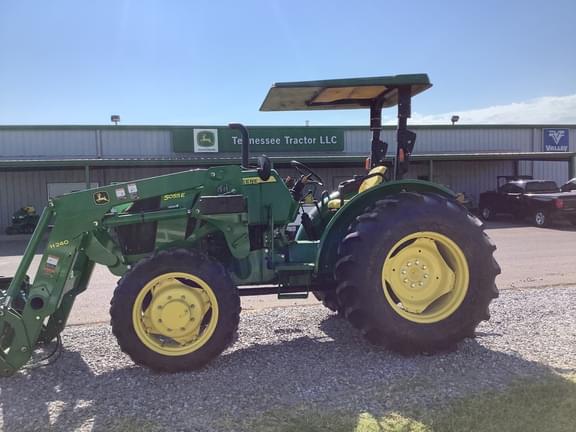 Image of John Deere 5055E equipment image 1