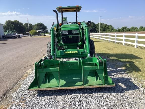 Image of John Deere 5055E equipment image 2