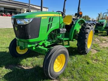 Main image John Deere 5055E