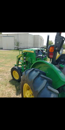 Image of John Deere 5055E equipment image 4