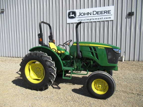 Main image John Deere 5055E
