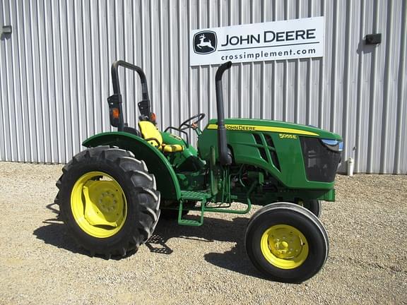 Image of John Deere 5055E Primary image